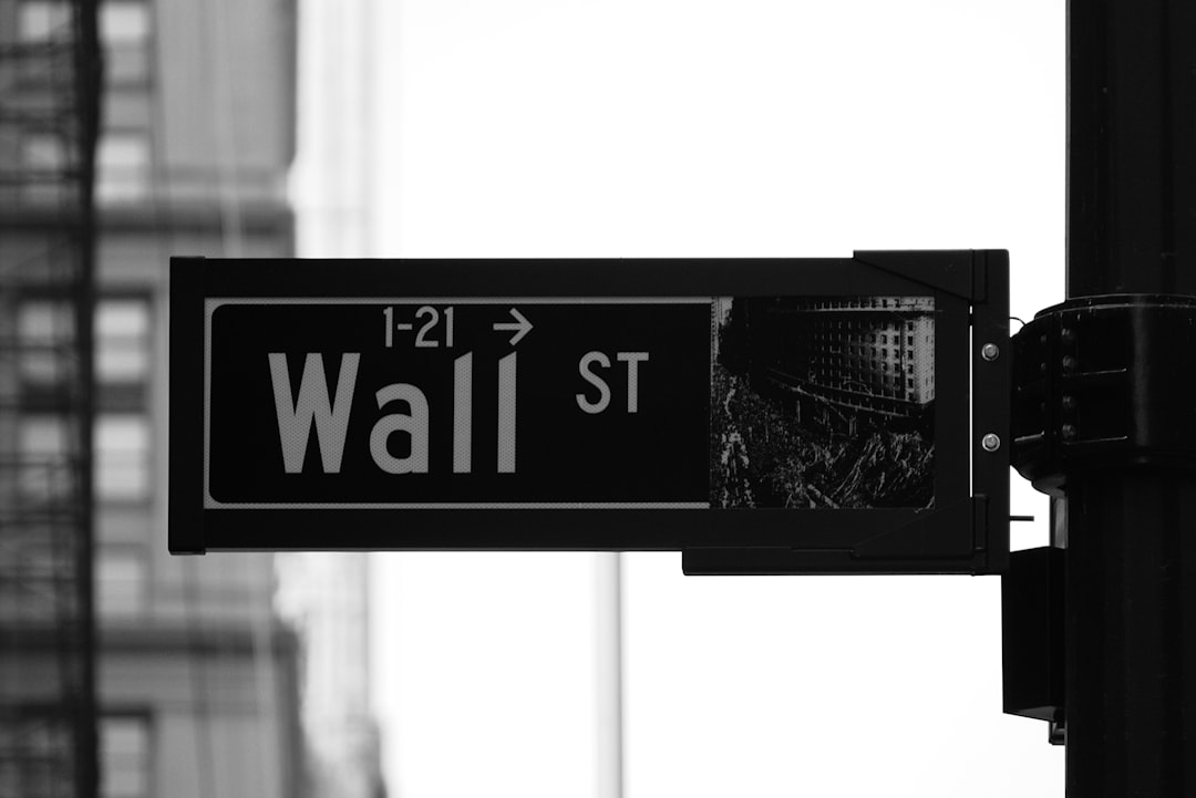 Selective AI Earnings Momentum Drives U.S. Tech Rally Amid Growing Sector Dispersion